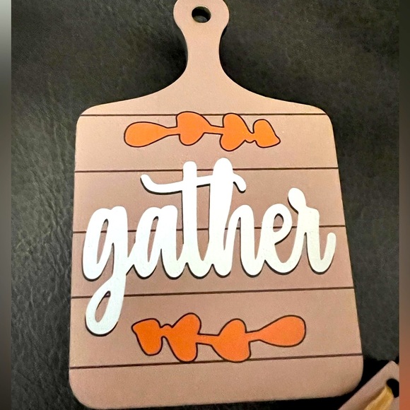 Fall Decor - Picture 3 of 8